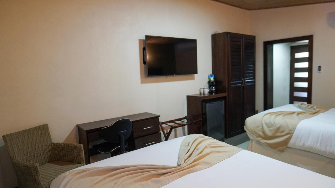 Hotel Poza Blanca Lodge San Mateo Экстерьер фото